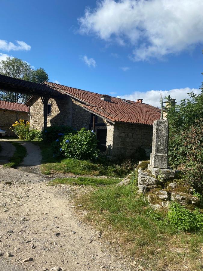 La Vaisse Bed and Breakfast Ambert Εξωτερικό φωτογραφία